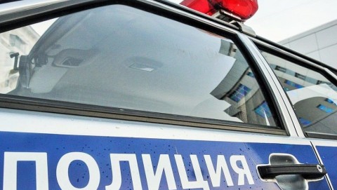 В Павловском районе полицейские устанавливают обстоятельства столкновения двух автомобилей
